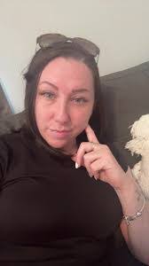 Melissa Bruss's Instagram, Twitter & Facebook