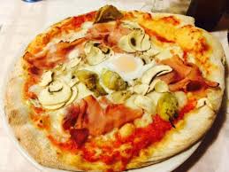 Pizza Picture Of La Briciola Barcelona Tripadvisor Ambiente raffinato ed elegante, accoglienza gentile, ottima cucina mediterranea 0236682040 026551012 www.labriciolamilano.com. tripadvisor