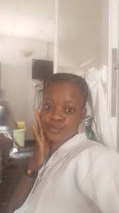 Una wey dey pick pesin from gutter, I no dirty for una eyes abi ? 🙄😏😒😣 