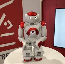 Crédit agricole alpes provence salon broquetiers. La Caisse D Epargne Provence Alpes Corse Embauche Nao Le Robot Billet De Banque