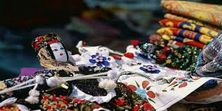 Tüm bu kişiye özel hediye alma kriterleri bir araya gelince seçim yapmakta bir hayli güçlük çekeriz. Hangi Sehirden Ne Hediye Alinir Gezilecek Yerler