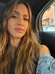 Honor, Happy 17th Birthday-wow! 🥰🎂🫶🏽 I am absolutely blown away by the  incredible person you are becoming. Your grace and compassion are second to  none. You have this rare ability to walk