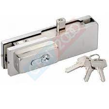 Cuman penamaan dan istilah masih masih orang berbenda. Kunci Kaca Tempered Glass Patch Fitting Us 10 Corner Lock Glass Door Kunci Pintu Kaca Us10 Shopee Indonesia