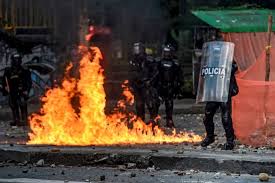 En colombia iniciaron varias protestas contra la nueva reforma tributaria de iván duque, ¿por qué los colombianos tomaron las calles? Jgrs16qw7ryyvm