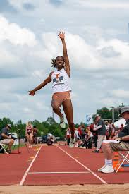 Big 12 Women — Sub-42 Relay As Texas Steamrolls