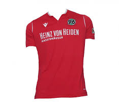 Diese habe ich grösstenteils persönlich von den spielern bekommen. Hannover 96 Trikot 2019 20 Home Macron