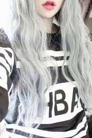 I'm planning to bleach bath it, because although there is a lot of colour build up, my hair doesn't seem to retain the black very well. How To Bleach Bath Your Hair Hubpages