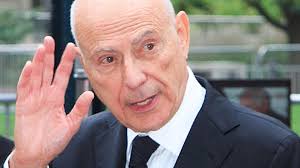 100 Centre Street (2001)