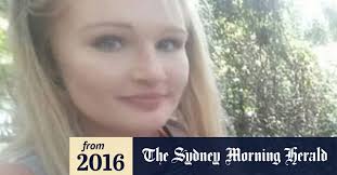 Woman tackled man to ground to stop robbery in street