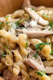 Creamy One Pot Pasta With Chicken And Mushrooms Recipe Recipe How To Cook Pasta Recipes Pasta Dishes