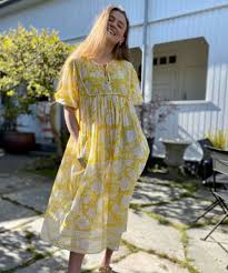 Love Shack by Anouska San Juan Lang Gul