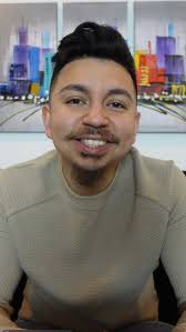 One of my biggest lessons as an entrepreneur. , What’s your biggest lesson?  Drop it in the comments,  #entrepreneur#entrepreneurlife#chicago#chicagoentrepreneur#mindset#growth#growthmindset