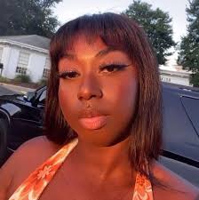 What gel nail design to book?