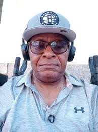 I have always loved Bronx ballers. Tiny A., Ricky Sobers, Rod Strickland,  Russell Grant, Dixon, Teddy Williams, Boobie, Sonnie & Gary Green, Artie  Green, B. Obey, Eric Russell, Allen and Bob Jones,