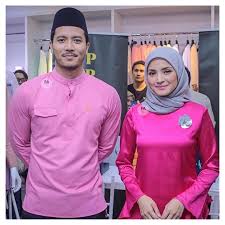 Loading followers growth chart… follow/unfollow patterns analysis. Couple Spotlight How Nur Fazura Fattah Amin Blossomed From Co Stars To Marital Bliss Tatler Malaysia