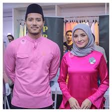 Mahligai cinta 2018 perkahwinan selebriti popular fattah amin fazura episod 12, video full akad nikah fattah amin fazura 27 november 2017, video rasmi resepsi fattah amin fazura royale palace, fattah fazura wedding part 1. Couple Spotlight How Nur Fazura Fattah Amin Blossomed From Co Stars To Marital Bliss Tatler Malaysia