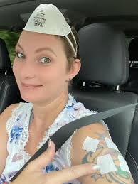 Tips for making a cancer awareness hat