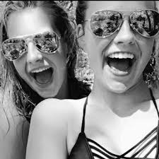 Stevie Wolf (@BigBadWolfie25)