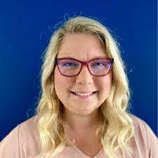 Suzanne Esterline's Instagram, Twitter & Facebook