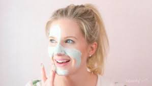 Cara yang paling mudah untuk menghilangkan komedo hitam yaitu dengan air hangat. 5 Trik Perawatan Kulit Untuk Hilangkan Blackhead