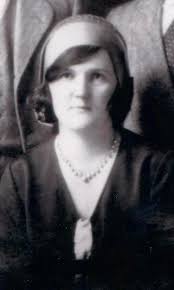 This school had the best educated teacher in Leslie County at the time;  1932. She was sent to Transylvania college by Mary Breckenridge because she  was impressed with how smart she was.