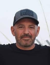 Amber Liggins's Instagram, Twitter & Facebook