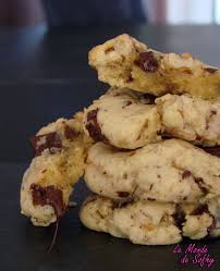 La Vraie Recette Des Cookies Americains En 2020 Recette Cookie Americain Recette Beurre De Cacahuete Cookies Recette
