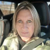 Leanne Franklin's Instagram, Twitter & Facebook