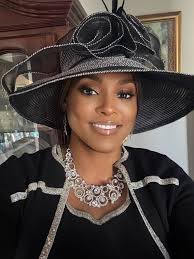 GOOD MORNING ! LET'S " CELEBRATE GOD,'S GIFTS TO EACH OF US. THOSE THAT ARE  BIG AND SMALL." BEAUTIFUL AND CLASSY WOMEN OF EXCELLENCE, " BE ENCOURAGED,  SAFE AND HAVE A BLESSED