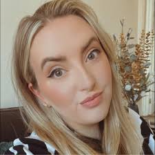 Looking for recommendations for a hairdresser that's good with very fine  hair.