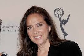 Lisa Coleman's Instagram, Twitter & Facebook