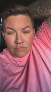 Shaun Taber's Instagram, Twitter & Facebook