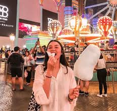 The major tourist attraction here is skyavenue previously known as first world plaza. Genting Skyworld Theme Park Bakal Dibuka Pada Pertengahan 2021 Triphackerz