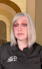 The besties are BACK together this evening! ✌😍