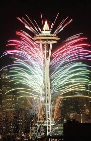 Seattle Space Needle On New Years Eve Space Needle Seattle Seattle Washington Space Needle Seattle News