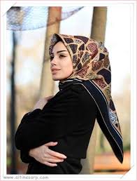 Silk Home Yeni Ipek Esarp Modelleri Lookbook Esarp Basortusu Modasi Giyim