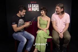 Ferid lakhdar i kasia rodowiczsłowa polskie: Dom Z Papieru Aktorzy Z Serialu Netflixa Mowia Po Polsku Natemat Pl