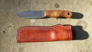 Epingle Sur Etui Cuir