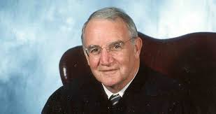 Former Missouri Chief Justice John Holstein dies at 79
