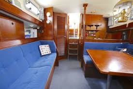 Retaining the iconic styling the fisher 37 boast all the desirable features of her smaller sister ships mallard is an early example of the fisher 37 class; Boats Offer Schepenkring Yachtbrokers