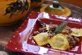 Check spelling or type a new query. Ravioli Ai Funghi Porcini Serviti Con Ragu Di Carne Profumo Di Broccoli