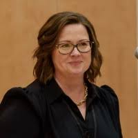 100+ "Caroline Guy" profiles