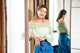 梁諾妍（粵拼：loeng4 nok6 jin4，英文：inez leong，1988年2月2號—）係香港模特兒，隸屬種星堂娛樂，亦兼職跑步同健身教練。 梁諾妍小學畢業於聖安多尼學校，多次擔任班長。 æ¢è«¾å¦è‡ªå‹•éŽæ¿¾æ´ªæ°¸åŸŽ ç…©éŸ³ å¤šå€«å¤š åŠ æ‹¿å¤§ä¸­æ–‡æ–°èžç¶² åŠ æ‹¿å¤§æ˜Ÿå³¶æ—¥å ±canada Chinese News