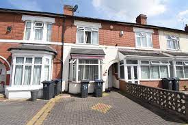 Maybe you would like to learn more about one of these? 3 Bed House For Sale In Southern Road Birmingham Ref 28964741