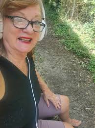 Is groundingwell.com a descent company to buy from? I placed an order for a  fitted sheet and hope they are good quality.