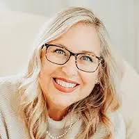 Amazon.com: The Mystery Writers of America Cookbook: Wickedly Good Meals  and Desserts to Die For: 9781594747571: White, Kate, Coben, Harlan, Flynn,  Gillian, Clark, Mary Higgins, Meltzer, Brad, Angela Zeman: Books