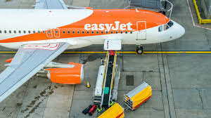 Si usted vive en londres y pide un gin tonic con nueces y aceitunas, la tripulación de cabina pasará por. 40 Voyageurs Francais D Un Vol Easyjet Londres Bale Mulhouse Refoules Lors De L Embarquement