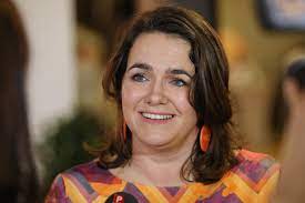 Katalin éva veresné novák is a government minister and member of parliament in hungary, as well as vice president of the fidesz party. Novak Katalin Ferje A Fiatalok Kozott Most Mar Sok A Meleg Akik Nem Akarnak