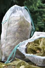 Conserver Votre Recolte De Tilleul Pour L Hiver Swanee Rose Le Blog Sachet Tilleul Vannerie Sauvage