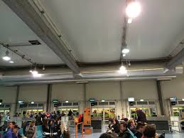 O aeroporto de lisboa conta com dois edifícios de terminais; Como Ir Para Terminal 2 Do Aeroporto De Lisboa Viaje Comigo